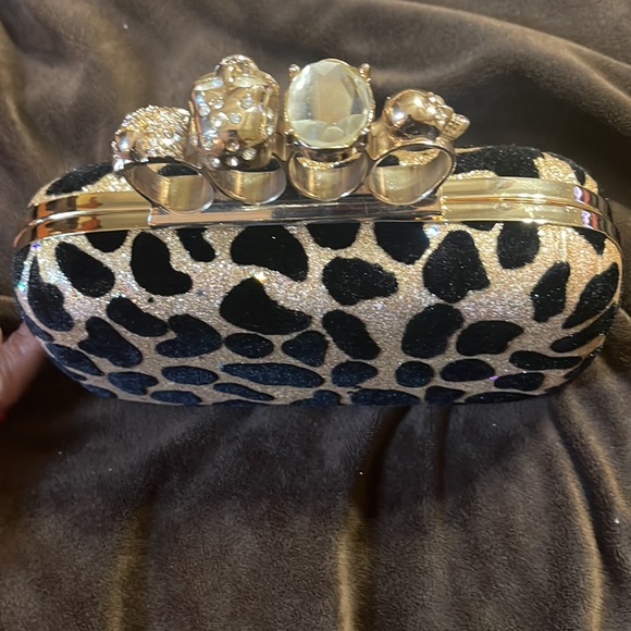 Small - Picture 2 of 2